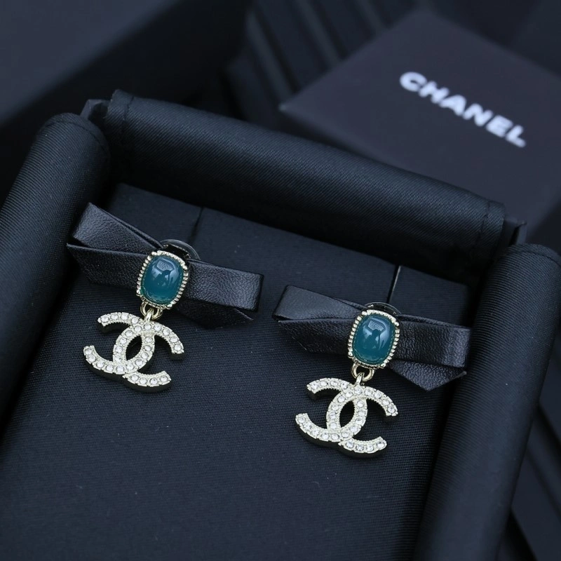 Chanel Earrings Packable 219818