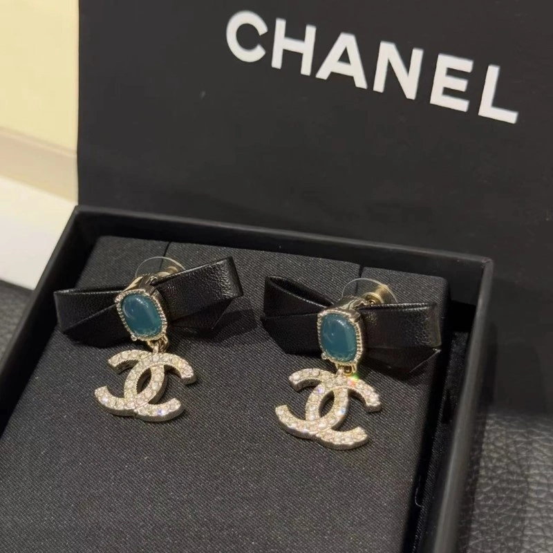 Chanel Earrings Packable 219818