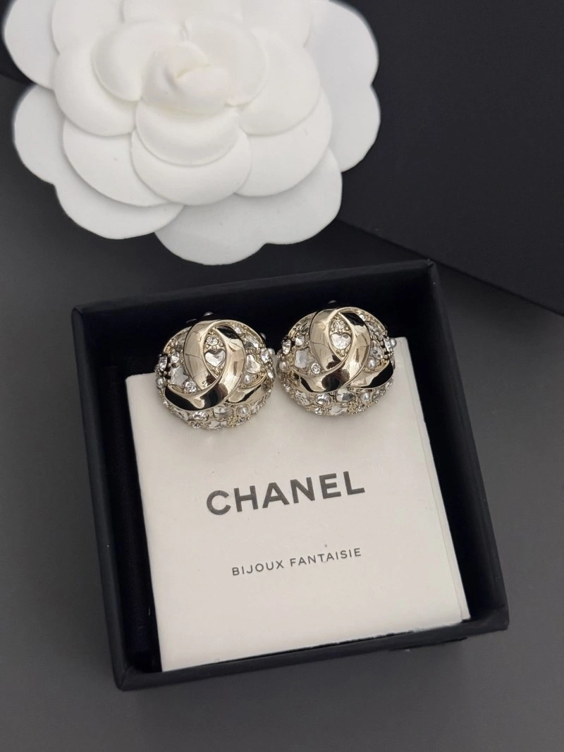 Chanel Earrings SmoothTexture 219810