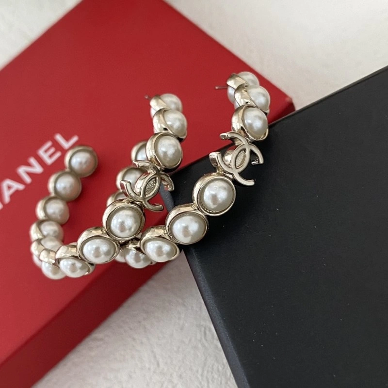 Chanel Earrings Lightweight 219821