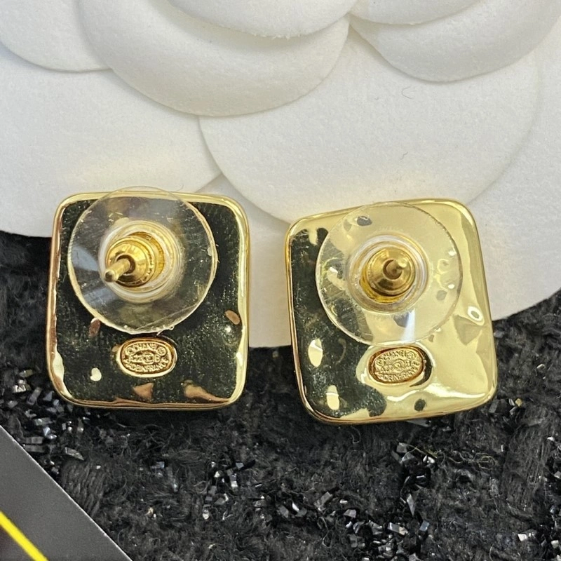 Chanel Earrings WaterResistant 219803