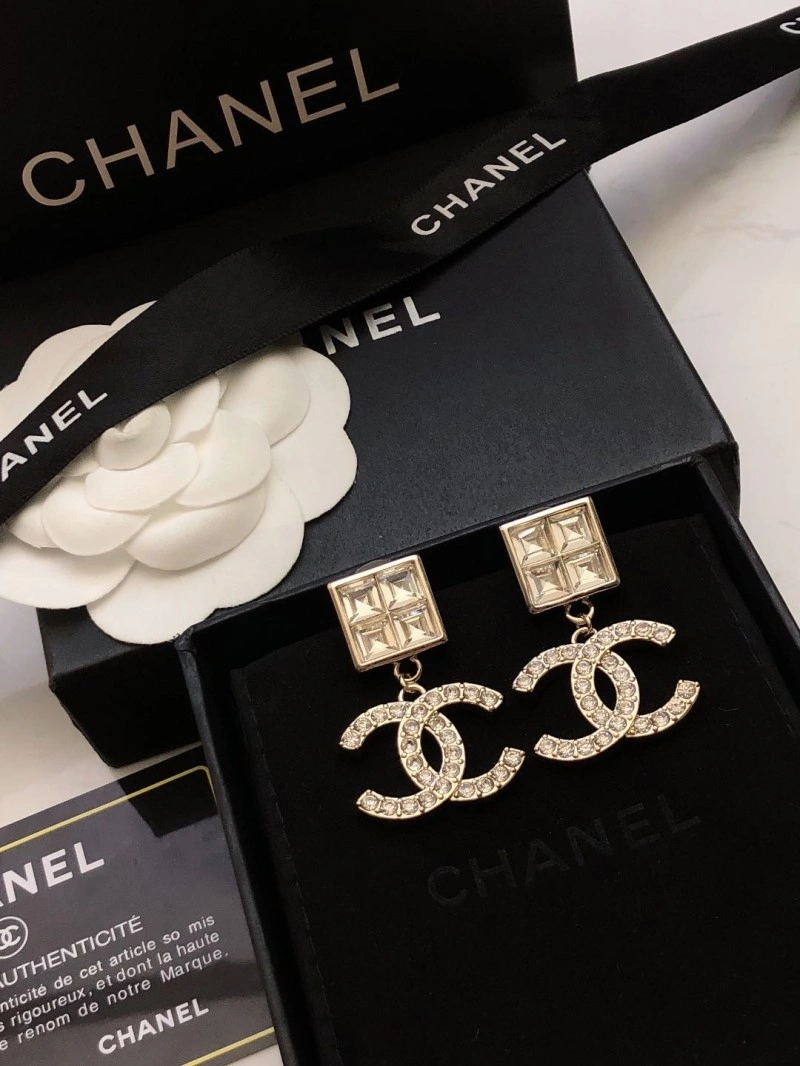 Chanel Earrings Stretchable 219802