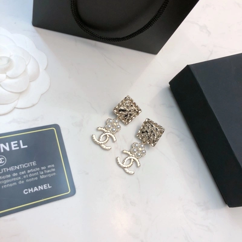 RelaxedFit Chanel Earrings 219807