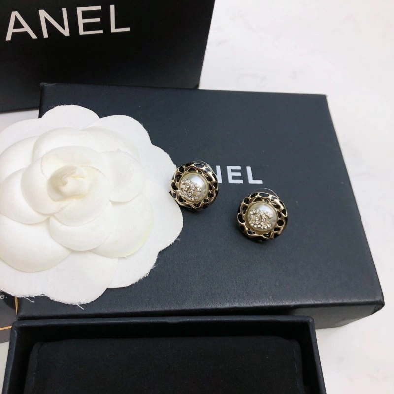 Chanel Earrings Trendsetting 219791