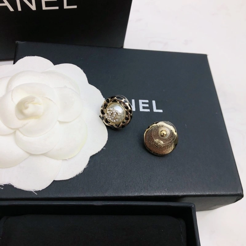 Chanel Earrings Trendsetting 219791