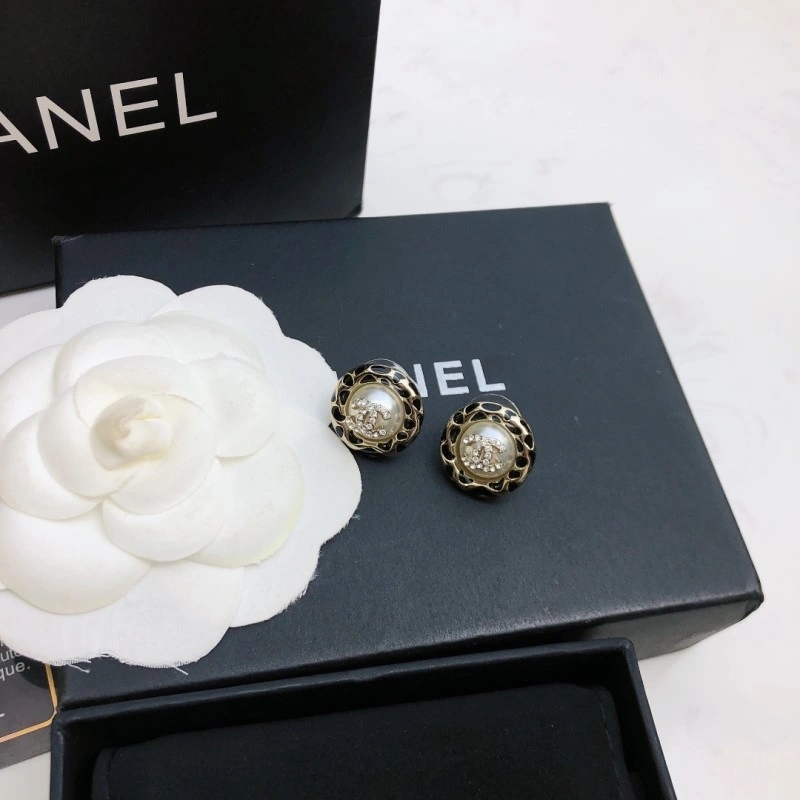Chanel Earrings Trendsetting 219791