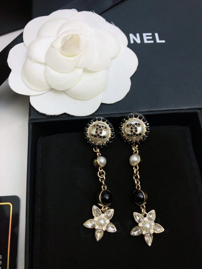 Refined Chanel Earrings 219792