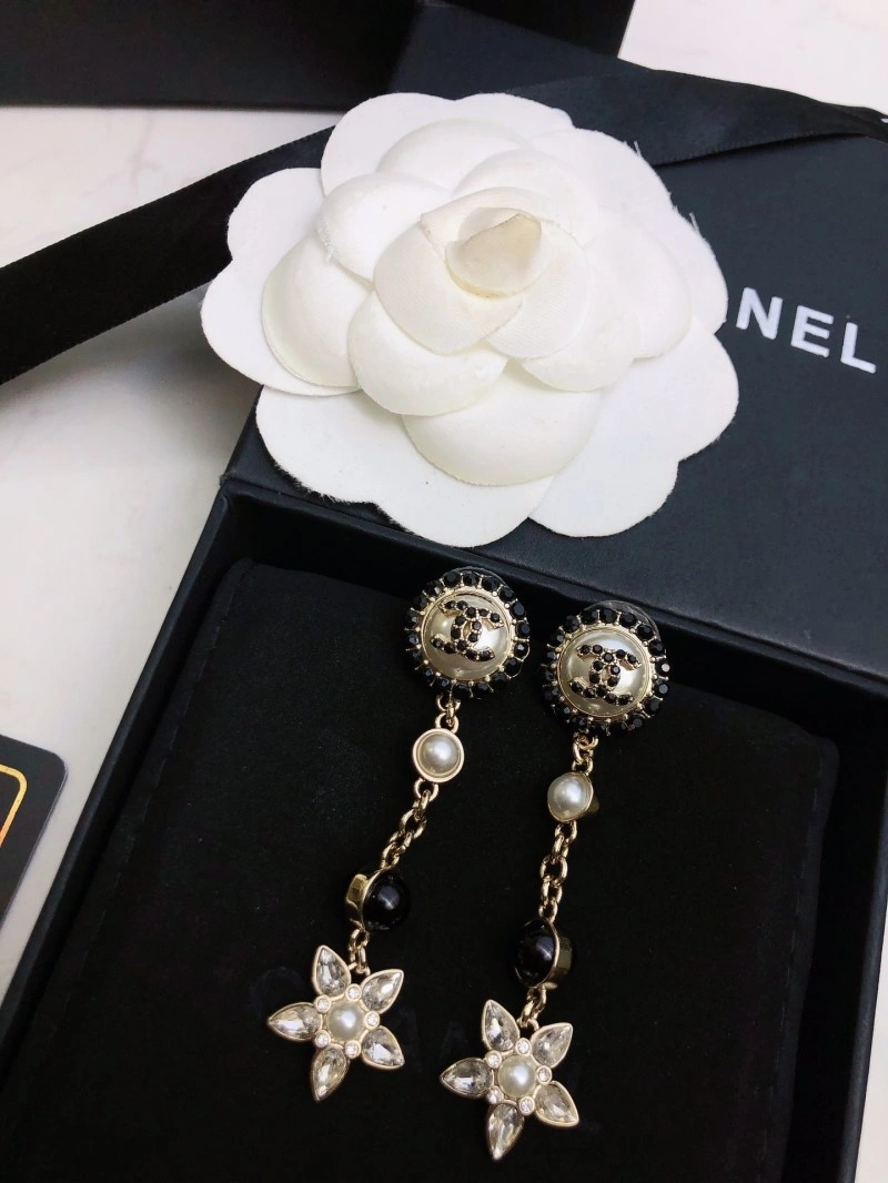 Refined Chanel Earrings 219792