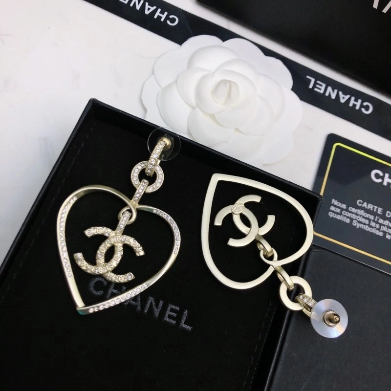 RelaxedFit Chanel Earrings 219800