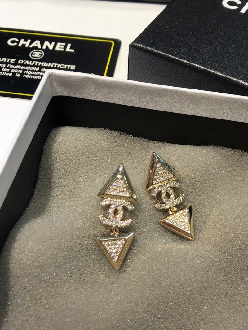Chanel Earrings Durable 219798
