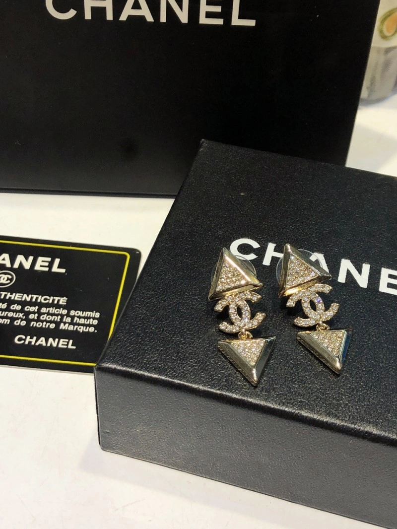 Chanel Earrings Durable 219798
