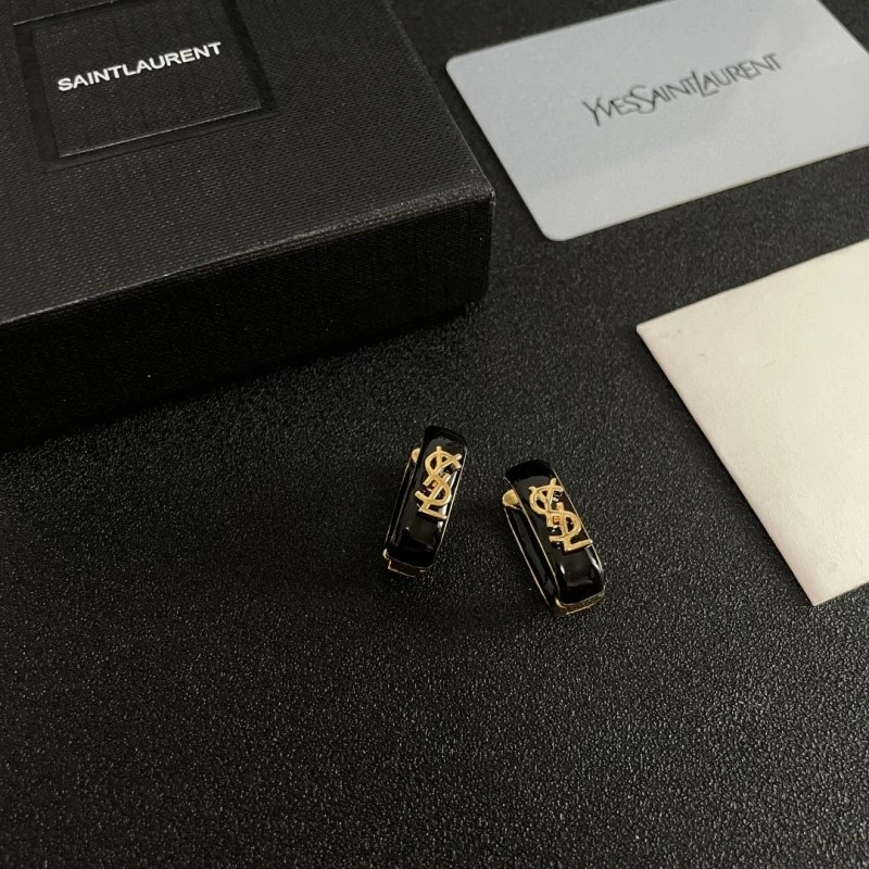 Neat Chanel Earrings 219782