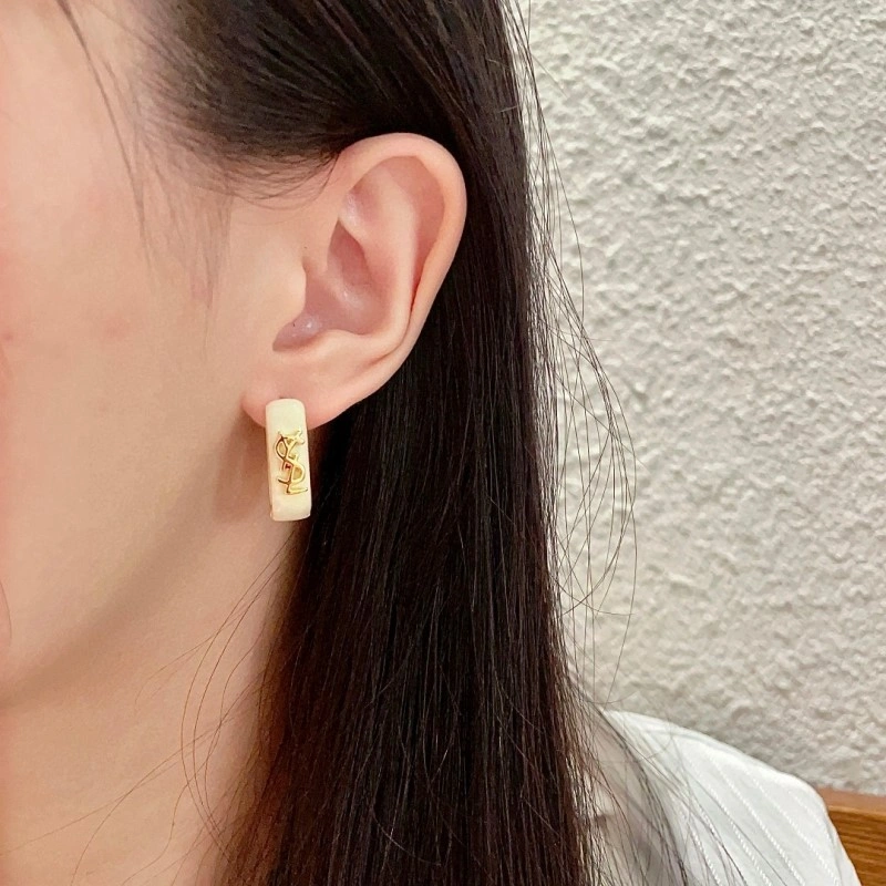 Tailored Chanel Earrings 219790