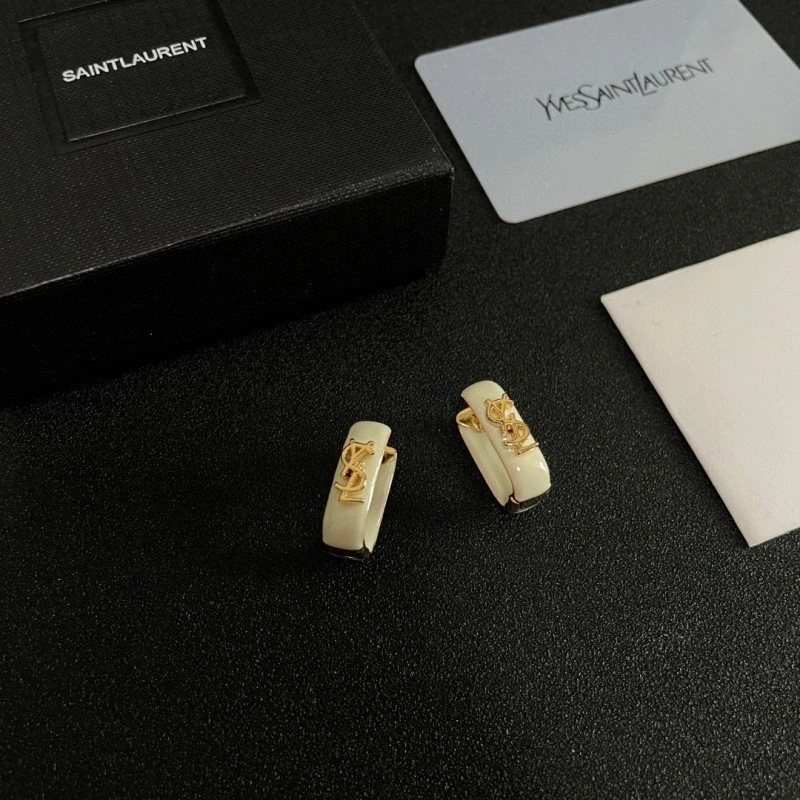 Tailored Chanel Earrings 219790