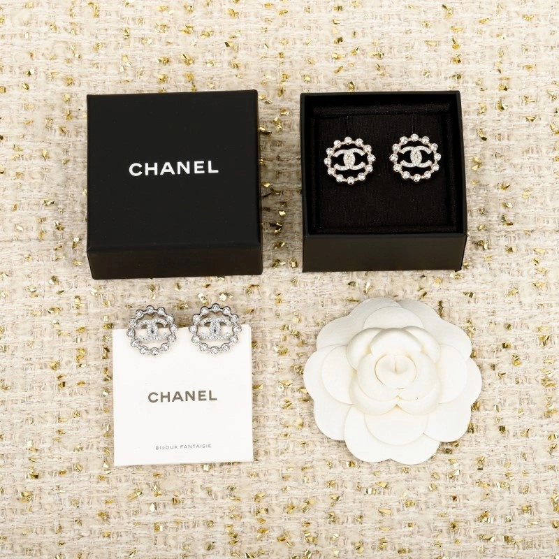 Durable Chanel Earrings 219784
