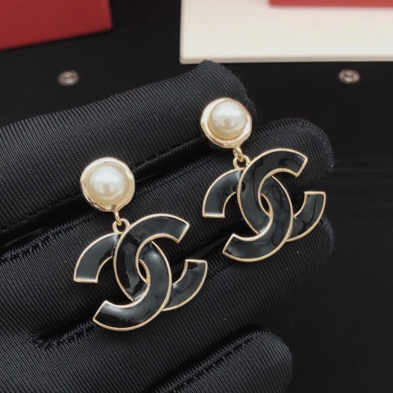 TechFriendly Chanel Earrings 219778