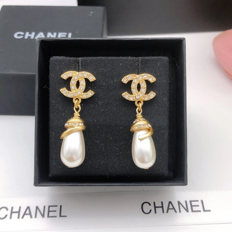 FreshLook Chanel Earrings 219751