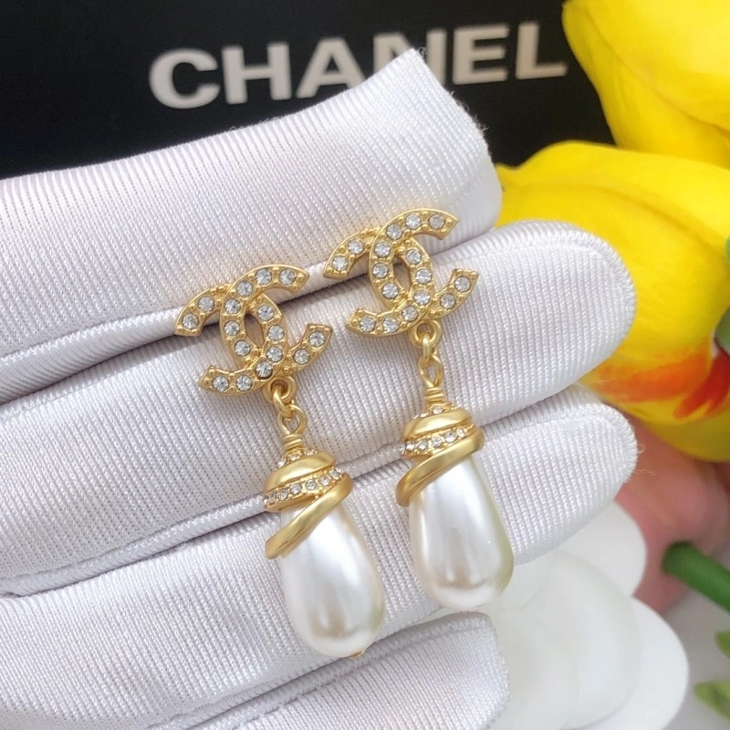 FreshLook Chanel Earrings 219751