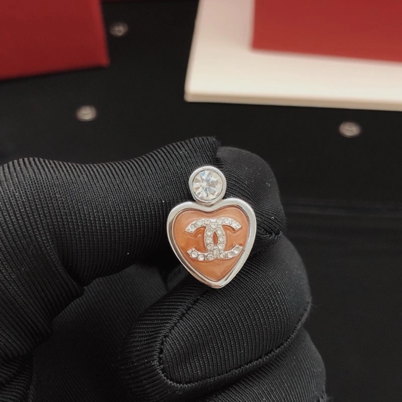 Chanel Earrings Packable 219752