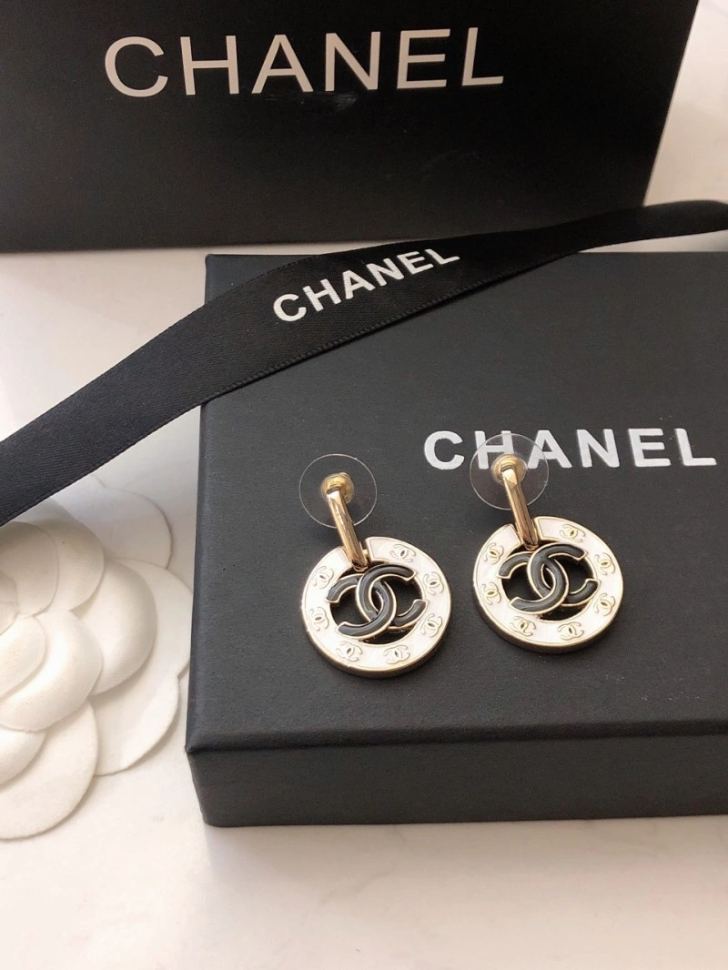 Chanel Earrings Refined 219746