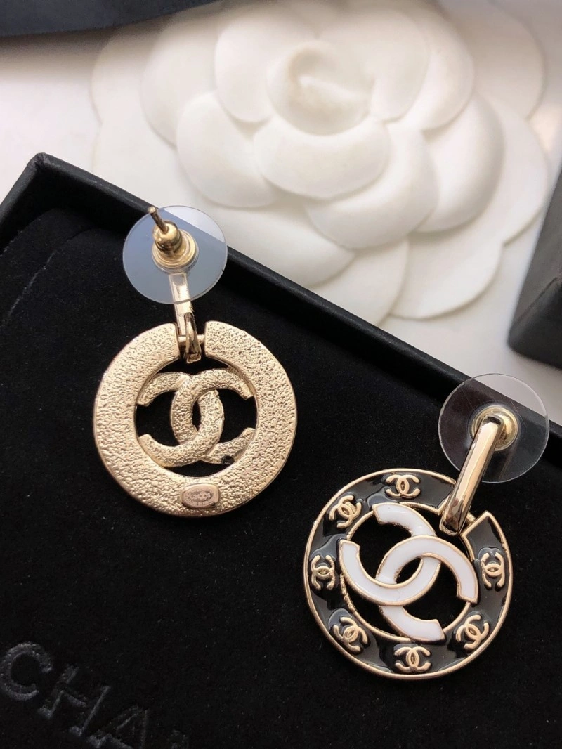 Chanel Earrings Refined 219746