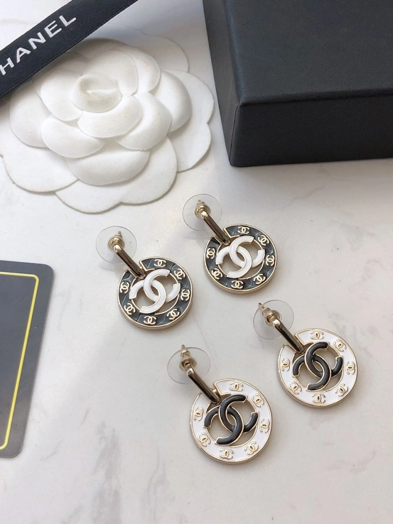 Chanel Earrings Refined 219746