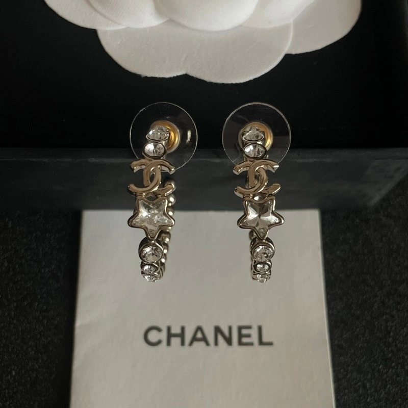 Chanel Earrings Packable 219754