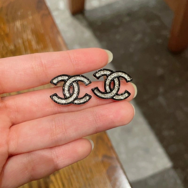Chanel Earrings Supportive 219758
