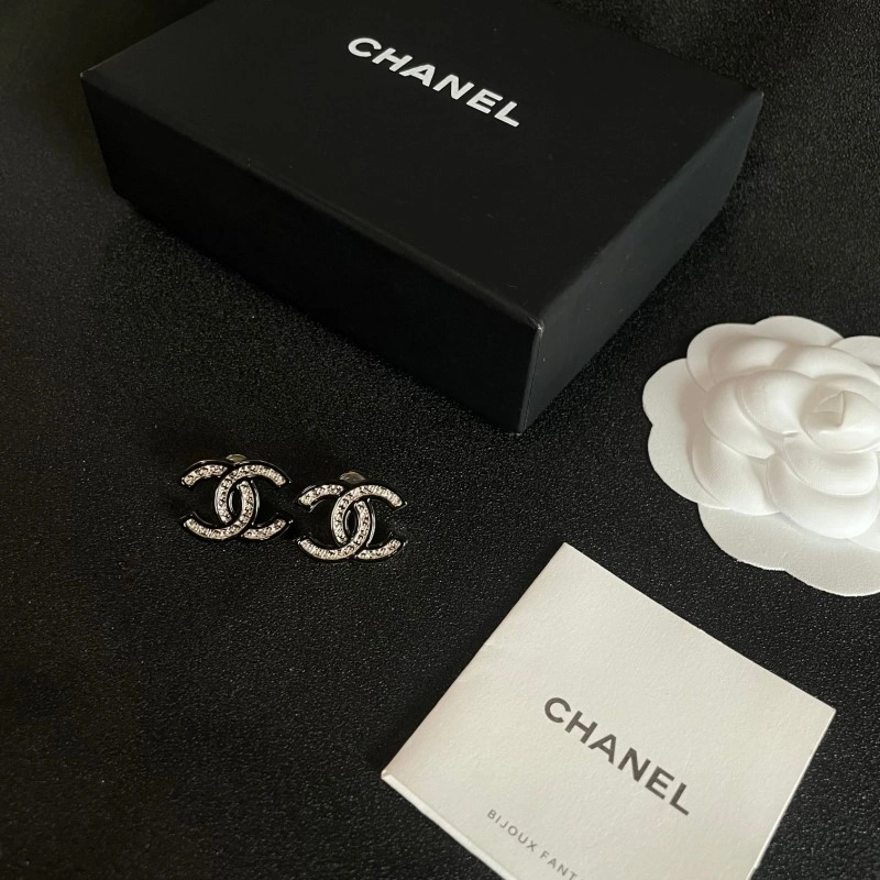 Chanel Earrings Supportive 219758