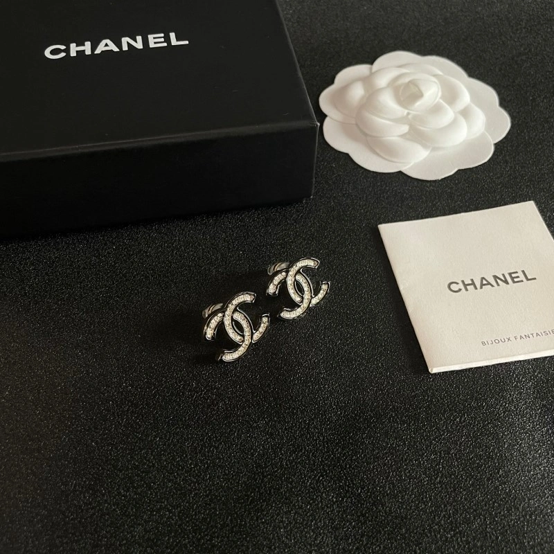 Chanel Earrings Supportive 219758