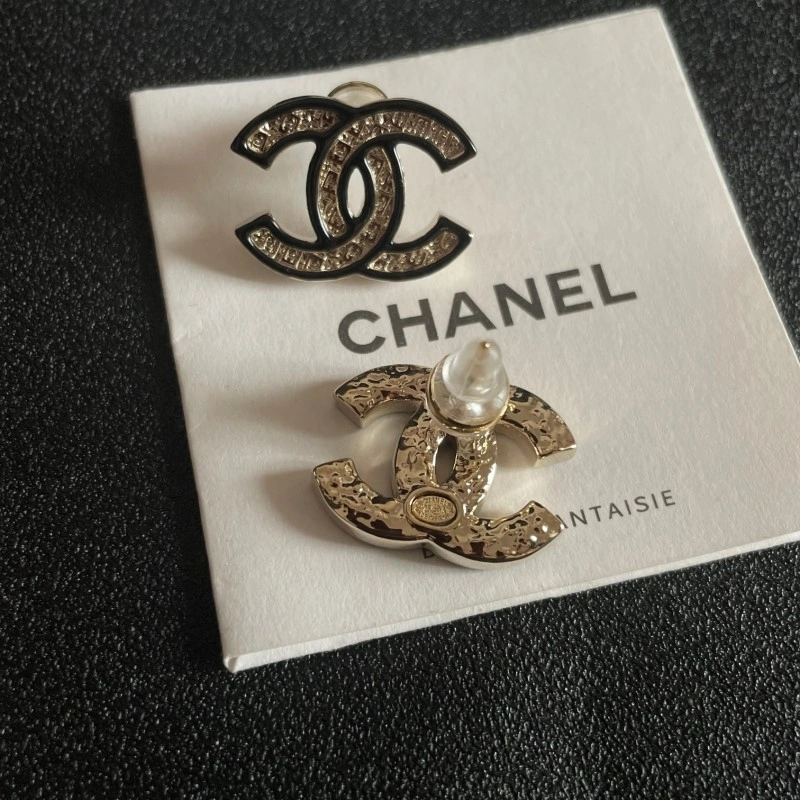 Chanel Earrings Supportive 219758