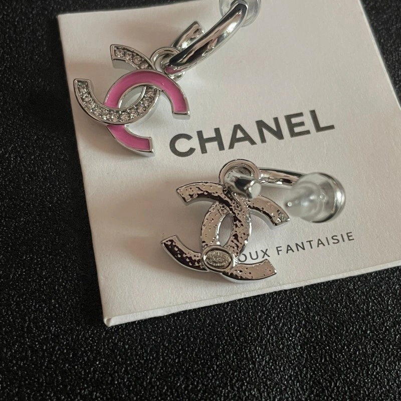 Effortless Chanel Earrings 219739