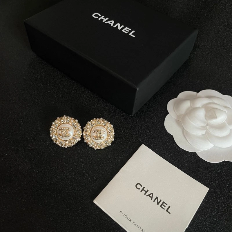 Compact Chanel Earrings 219743