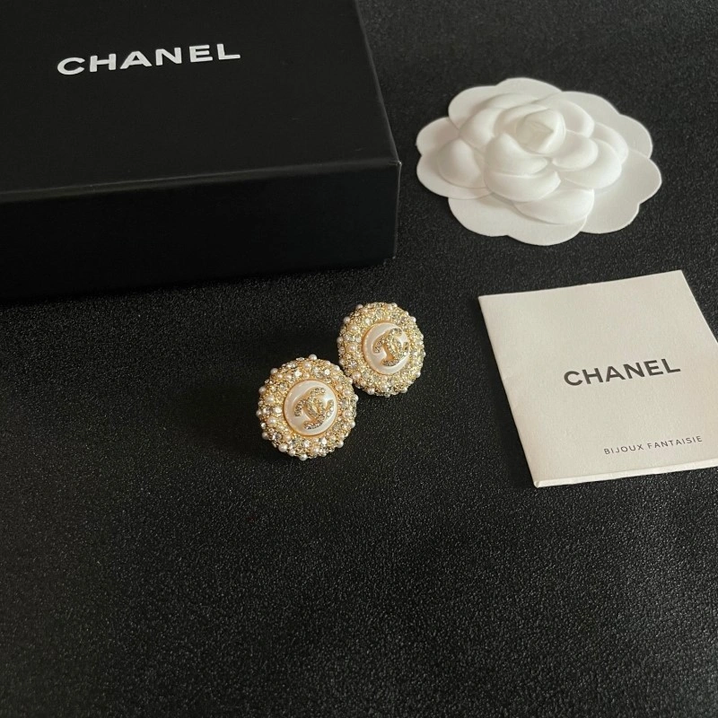 Compact Chanel Earrings 219743
