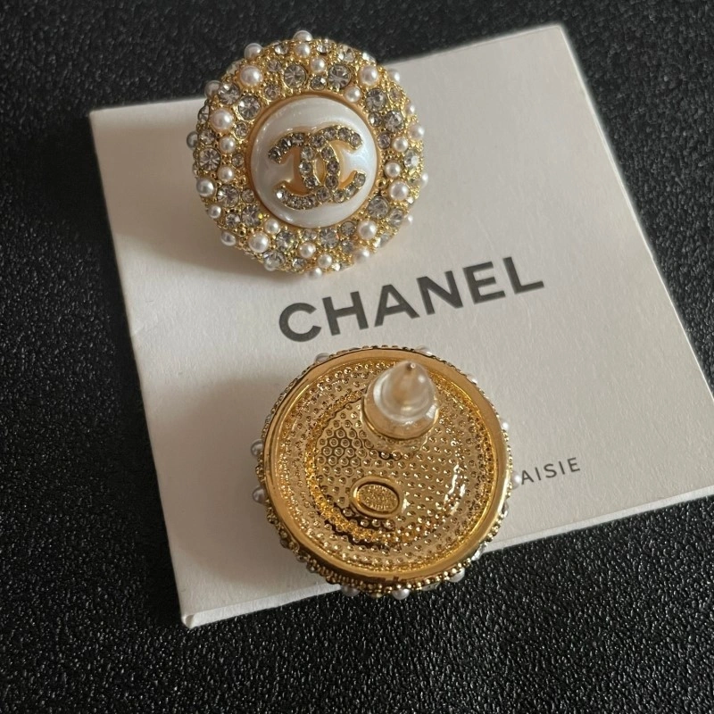 Compact Chanel Earrings 219743