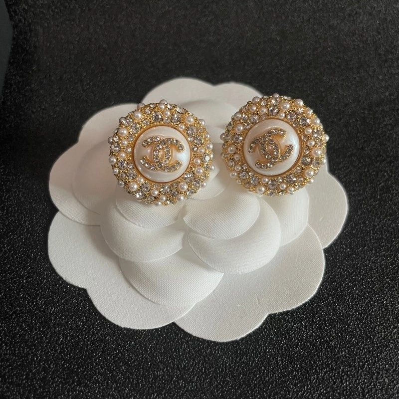 Compact Chanel Earrings 219743