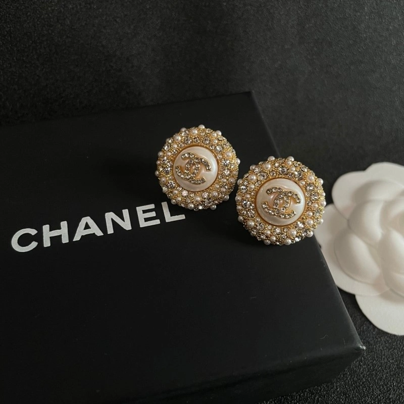 Compact Chanel Earrings 219743