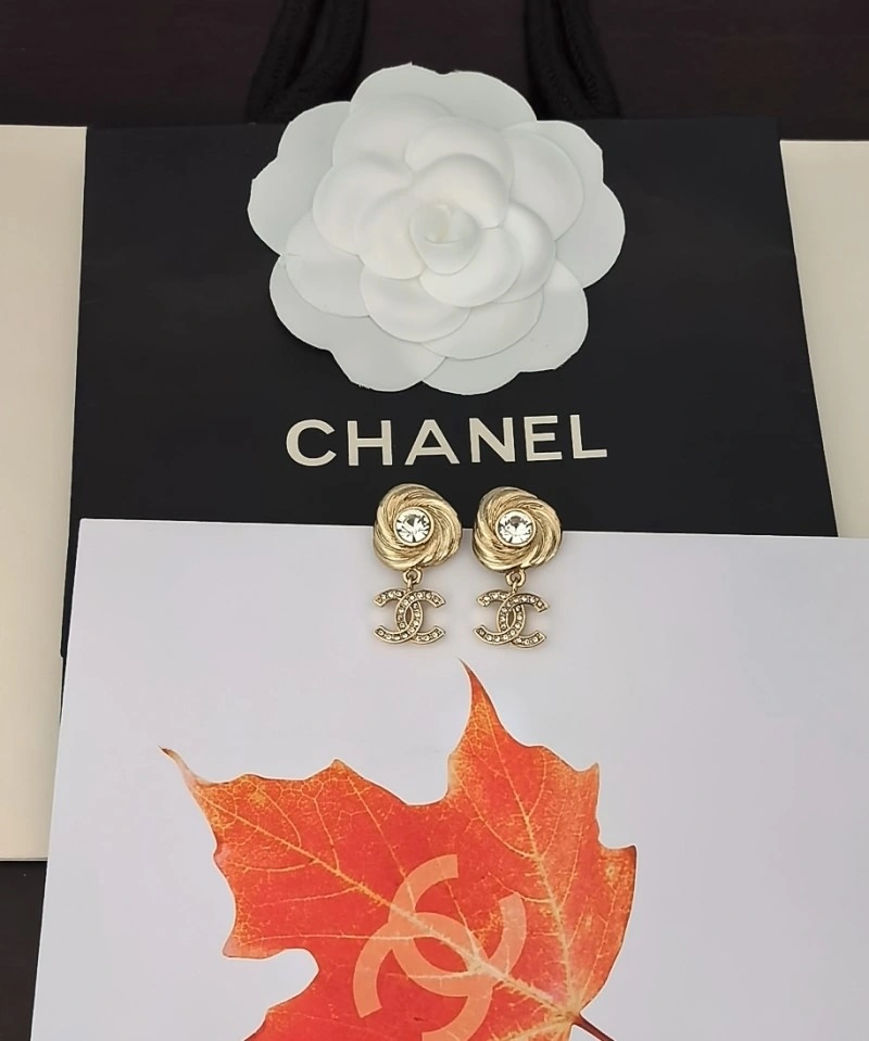 Snug Chanel Earrings 219750