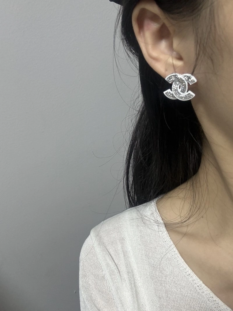 Durable Chanel Earrings 219738