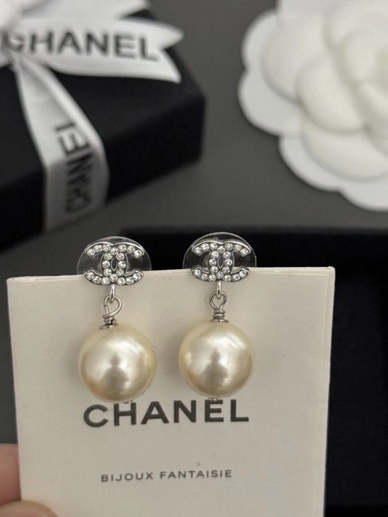 Chanel Earrings TimelessDesign 219733