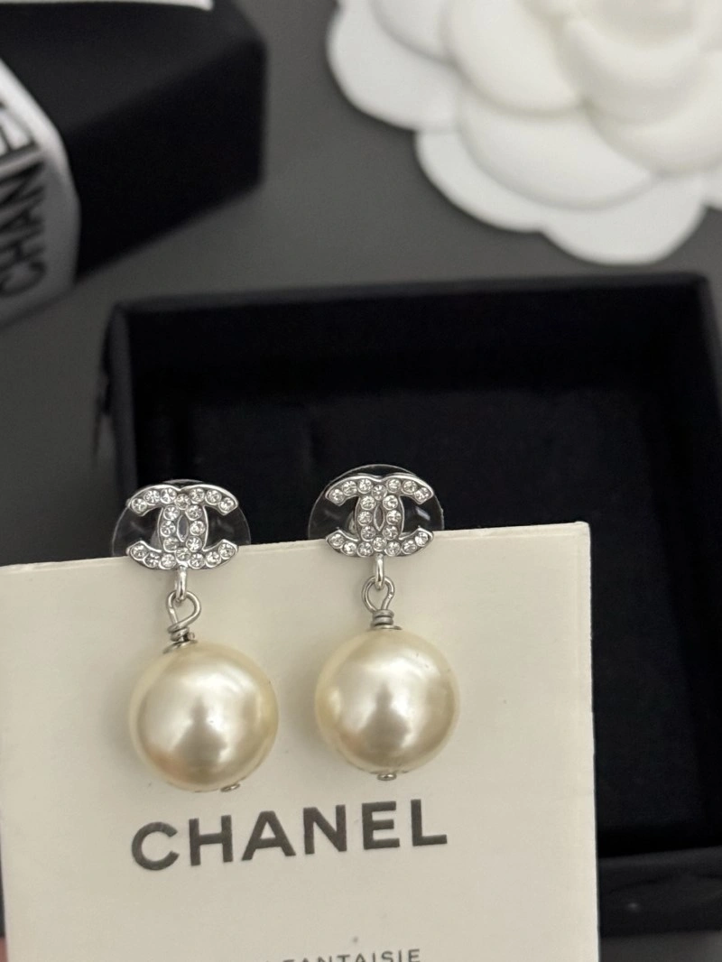 Chanel Earrings TimelessDesign 219733