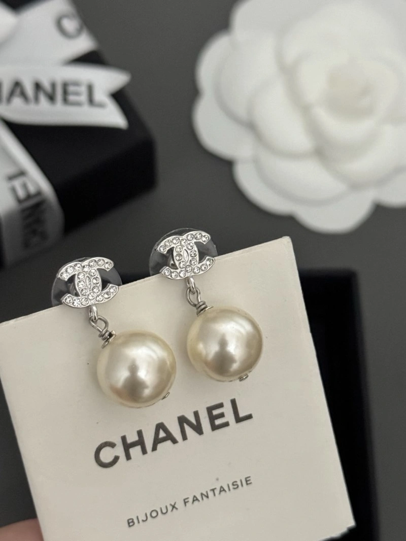 Chanel Earrings TimelessDesign 219733