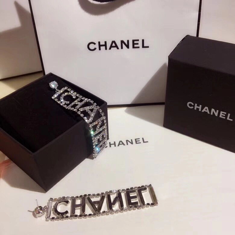 Chanel Earrings ModernLook 219734