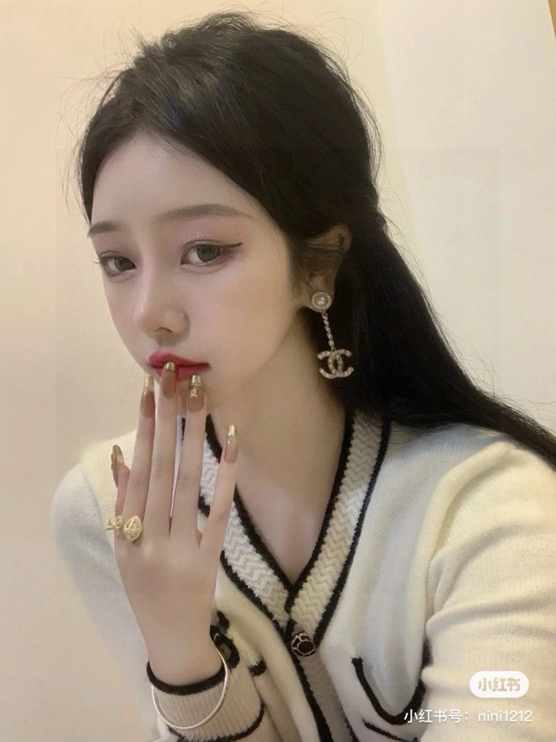 Youthful Chanel Earrings 219721