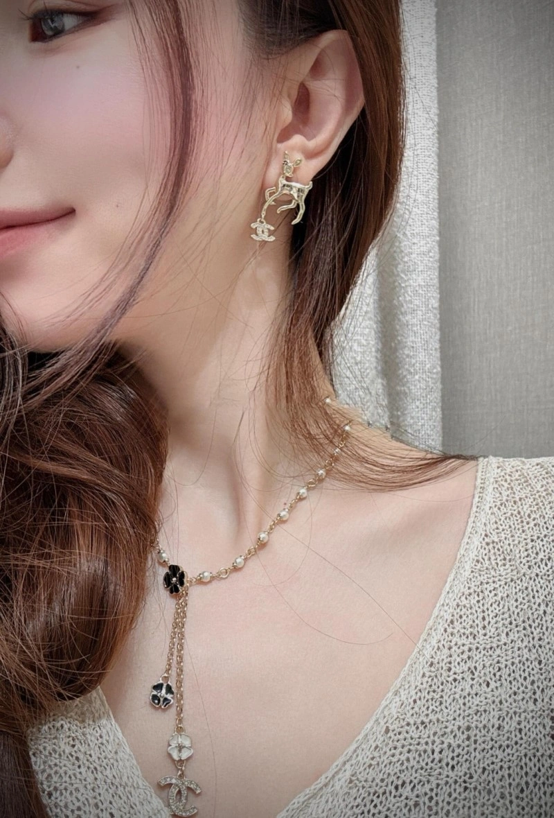Trendsetting Chanel Earrings 219716