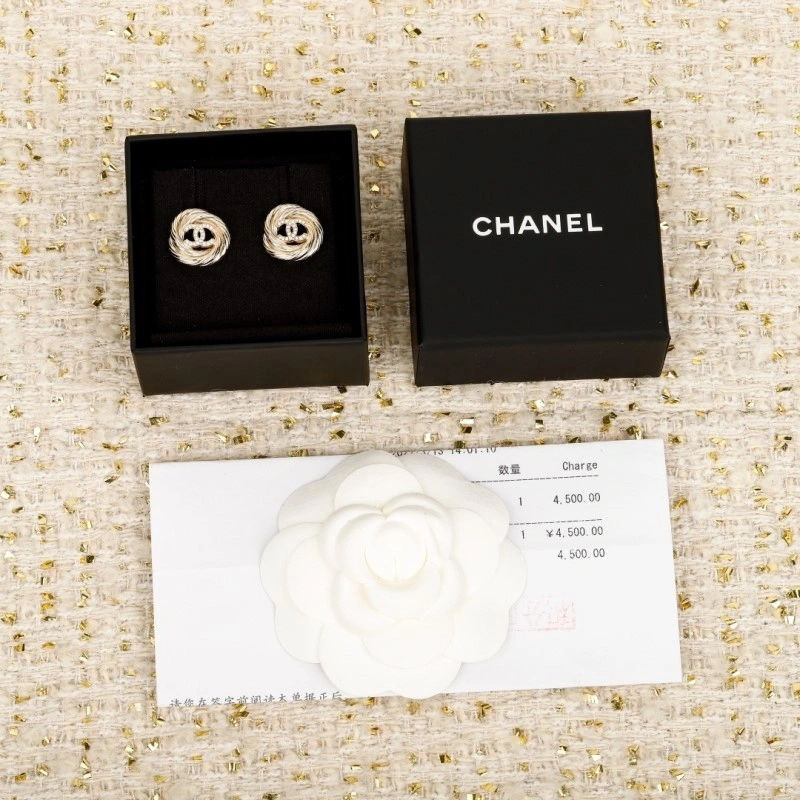 Chanel Earrings Trendsetting 219707