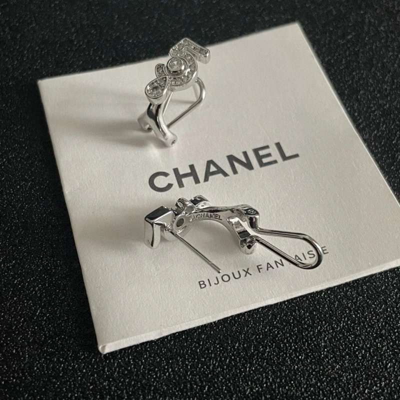 Chanel Earrings Modern 219718