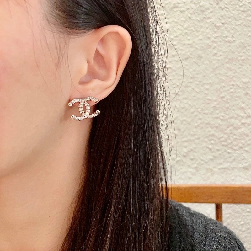 Neat Chanel Earrings 219722