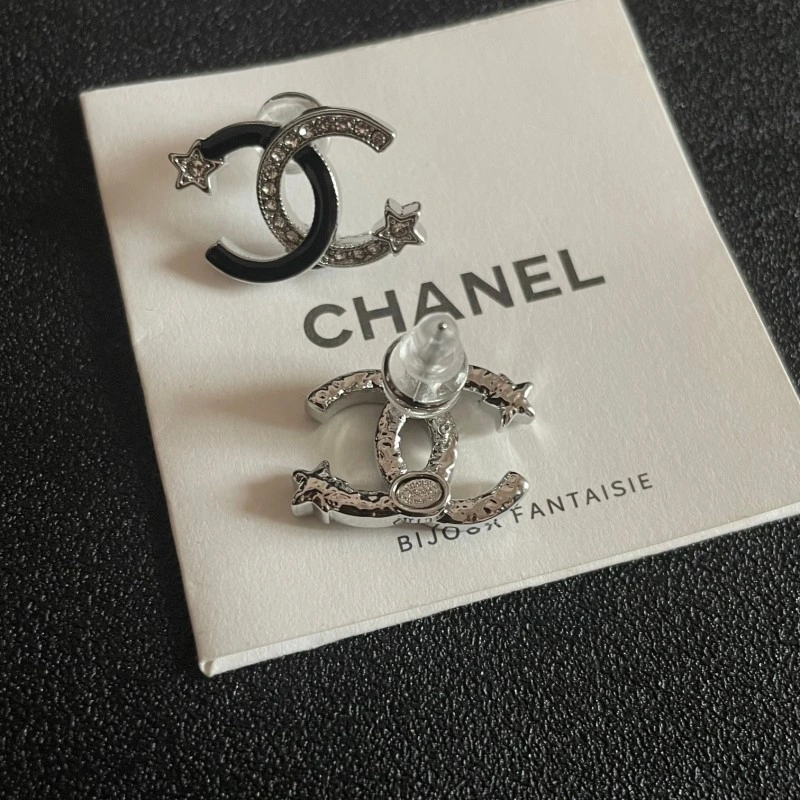Popular Chanel Earrings 219712