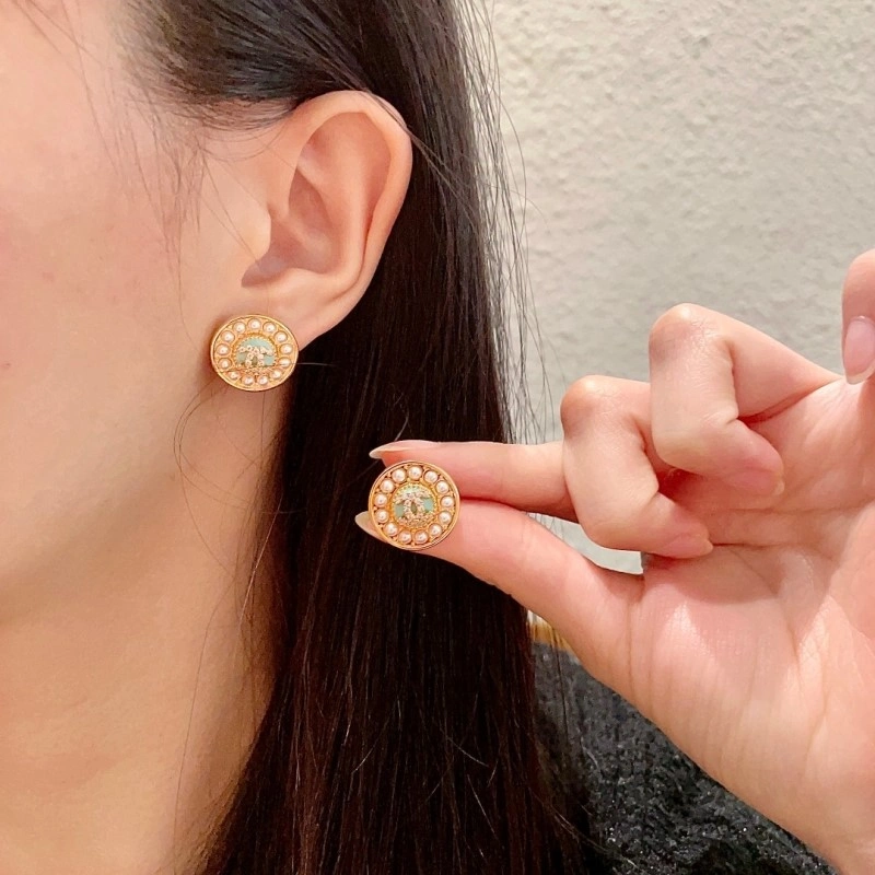 Casual Chanel Earrings 219710